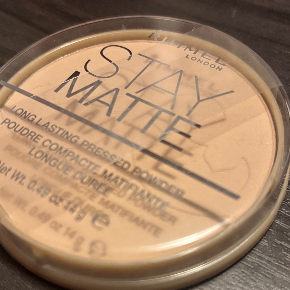 Rimmel London Stay Matte Pressed Powder - Beige - Picture 4 of 4